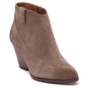 NWT FRYE REINA SUEDE WESTERN ANKLE BOOTS